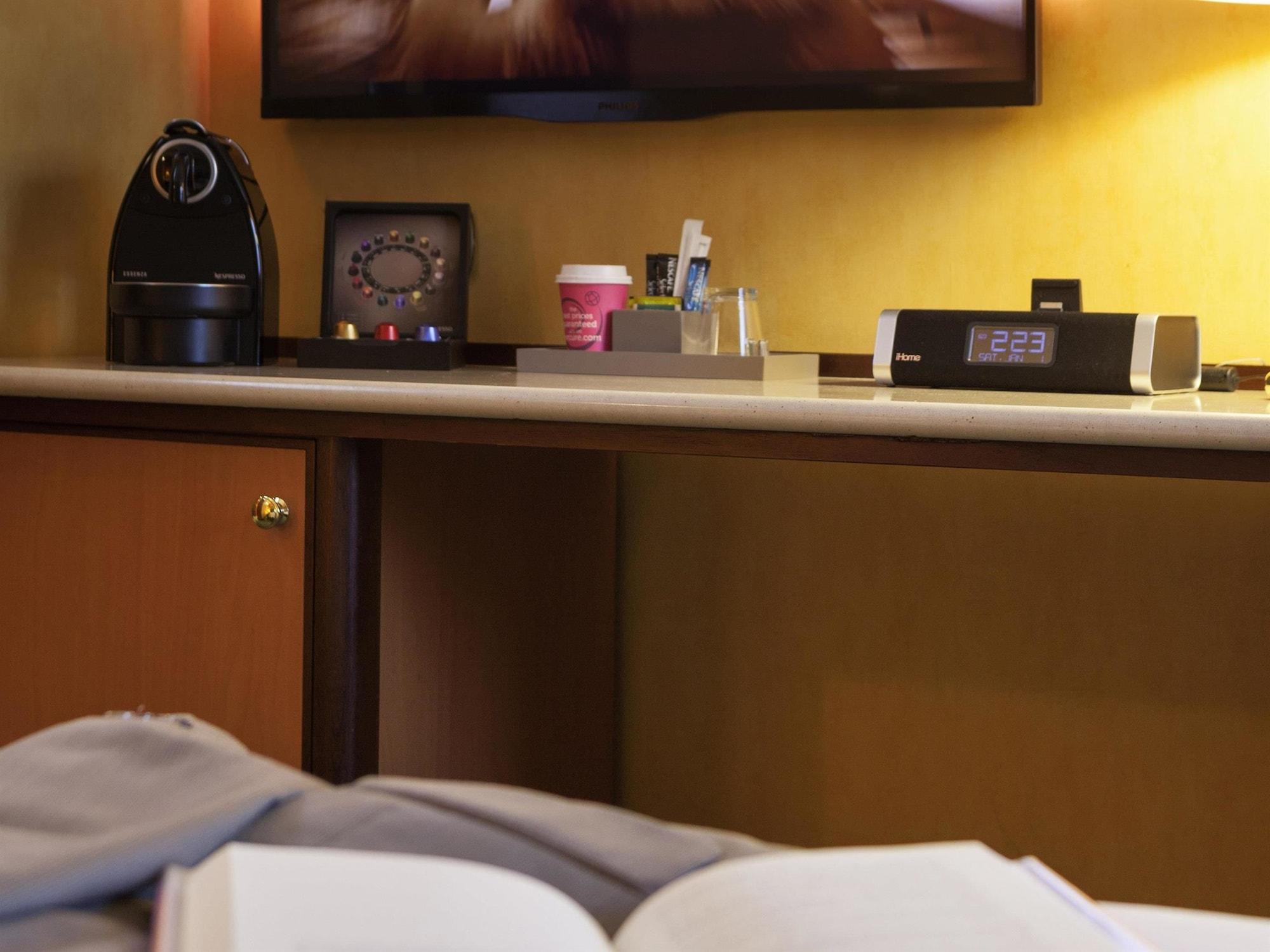 Mercure Versailles Paris Ouest Ngoại thất bức ảnh