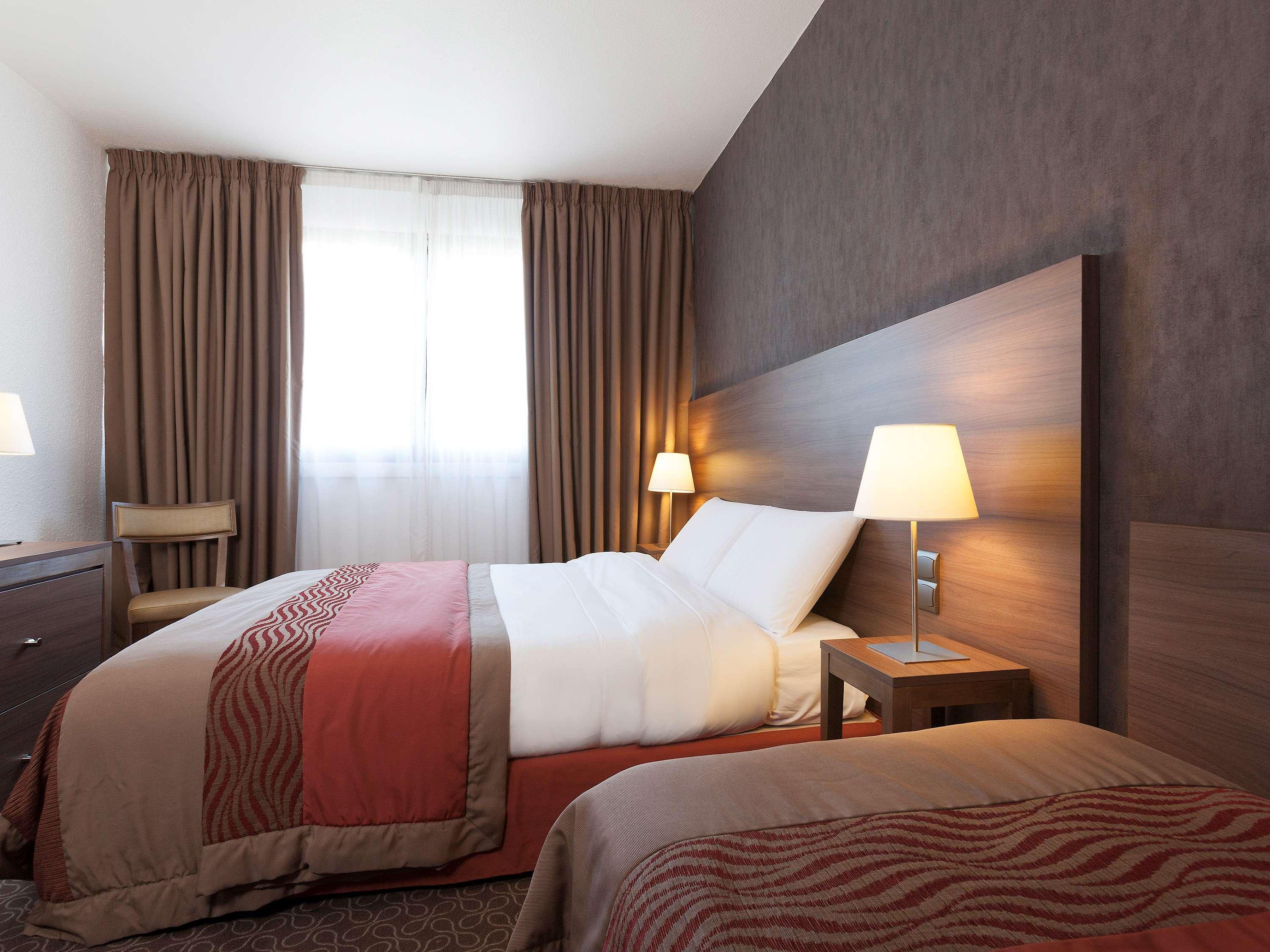 Mercure Versailles Paris Ouest Ngoại thất bức ảnh