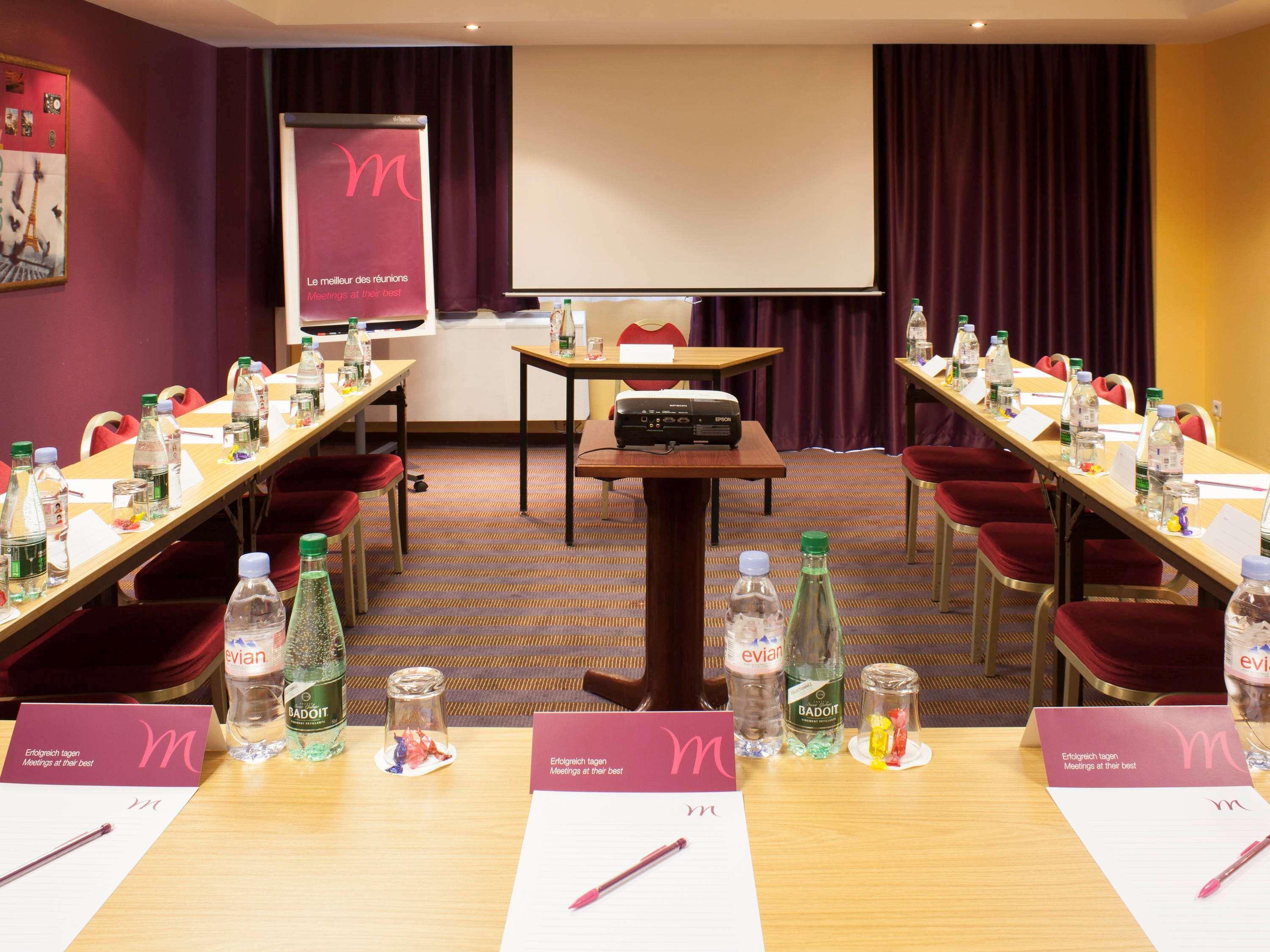 Mercure Versailles Paris Ouest Ngoại thất bức ảnh