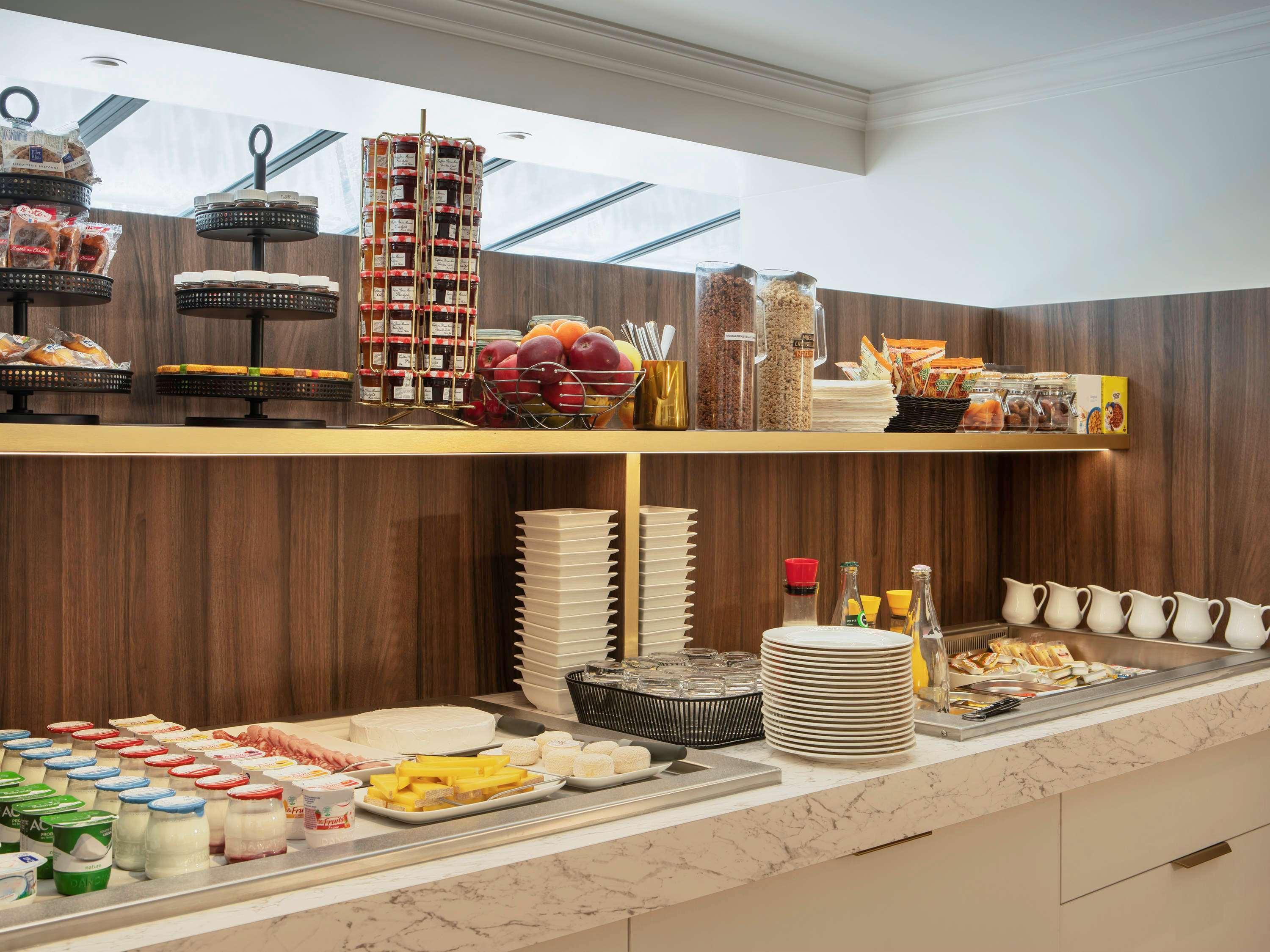 Mercure Versailles Paris Ouest Ngoại thất bức ảnh