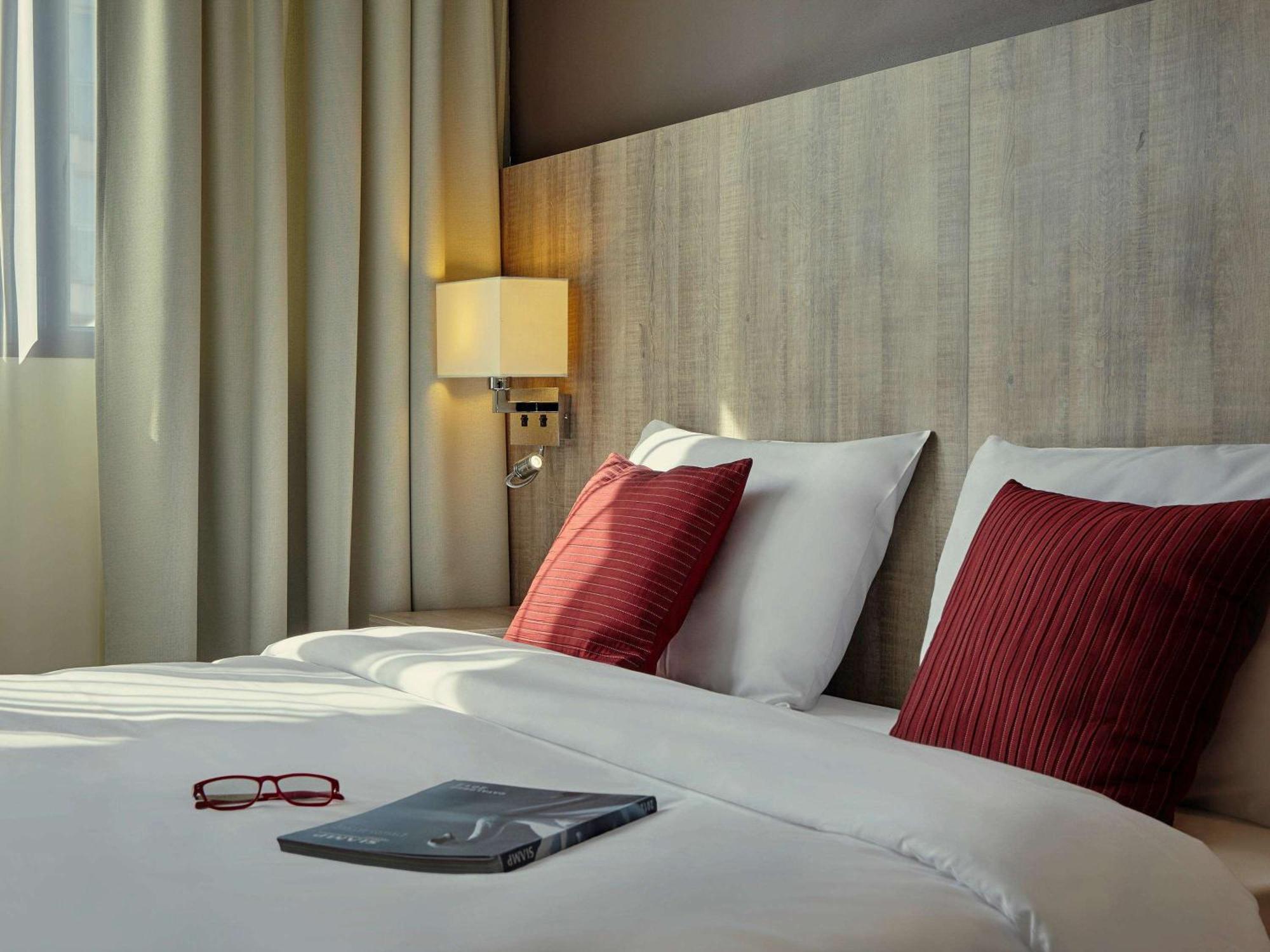 Mercure Versailles Paris Ouest Ngoại thất bức ảnh