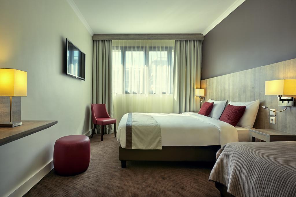Mercure Versailles Paris Ouest Ngoại thất bức ảnh